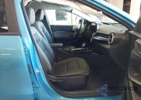 2025 Chevrolet Trax Fwd Activ z USA, uszkodzony, nr VIN KL77LKEP8SC313190